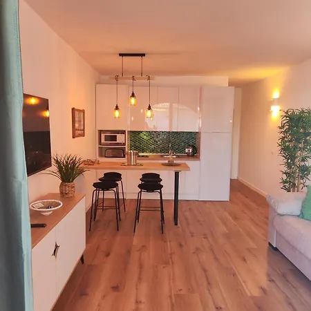 Ocean View Luxury Big Terrace 1 Bedroom * Адехе