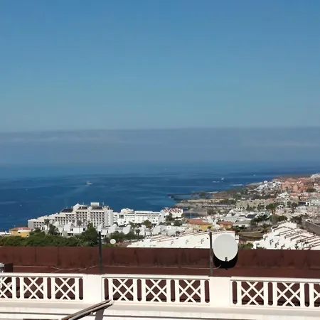 Ocean View Luxury Big Terrace 1 Bedroom Апартаменты *