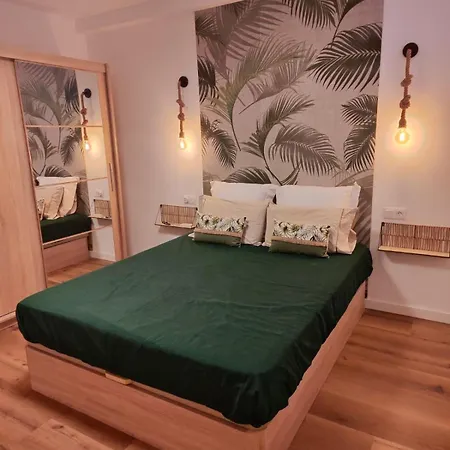 Апартаменты Ocean View Luxury Big Terrace 1 Bedroom